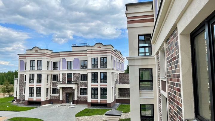 2-к. квартира, 60 м², 3/3 эт.