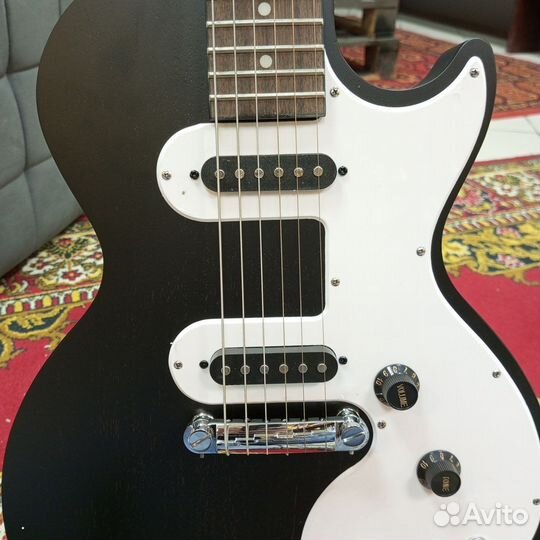 Электрогитара Epiphone Les Paul Melody Maker E1