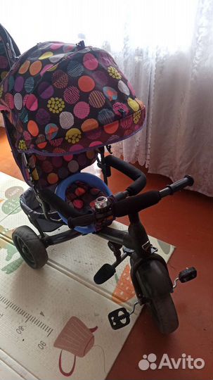 Трехколесный велосипед с родительской ручкой