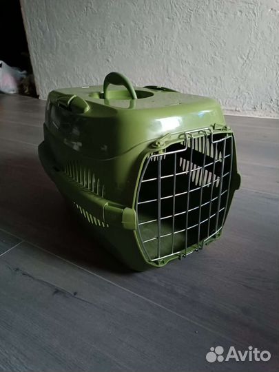 Переноска для кошек и собак