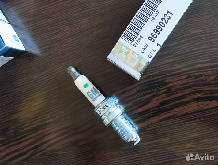 Свеча зажигания General Motors. Новая