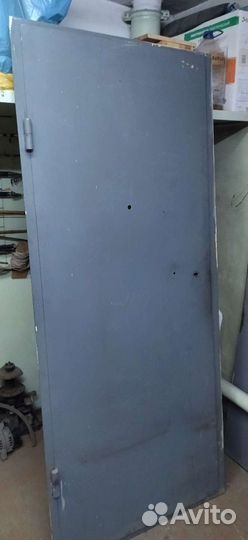 Дверь металлическая