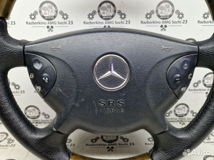 Руль дерево (рулевое колесо) Mercedes W211 W463