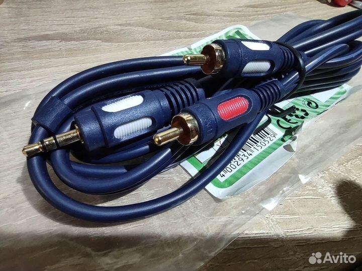 Кабель Luxmann 3.5 - 2RCA (1.5m)