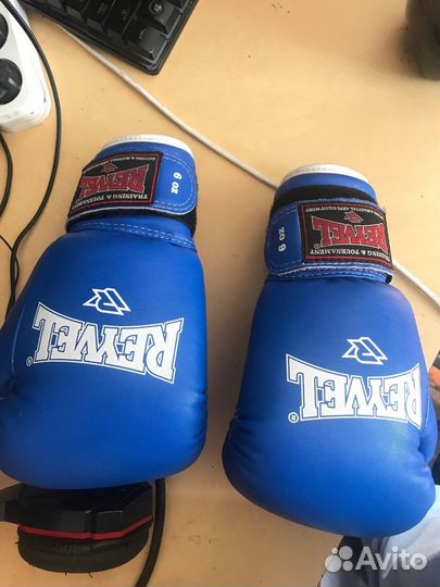Боксерские перчатки reyvel 6 oz