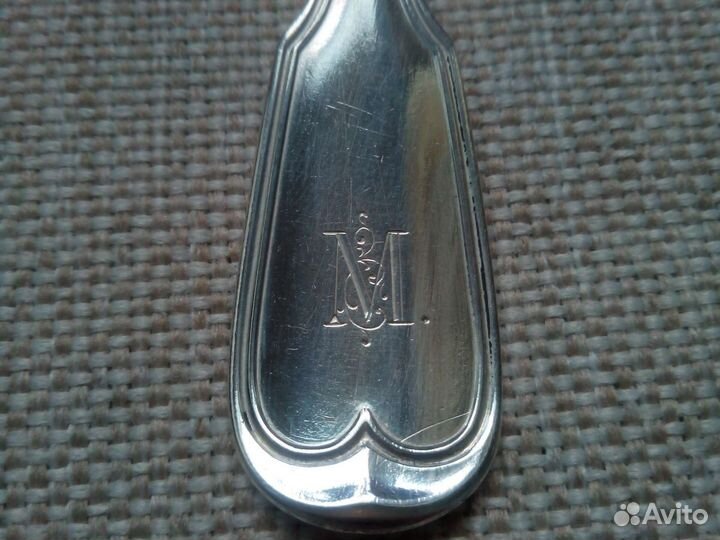 Серебряная вилка