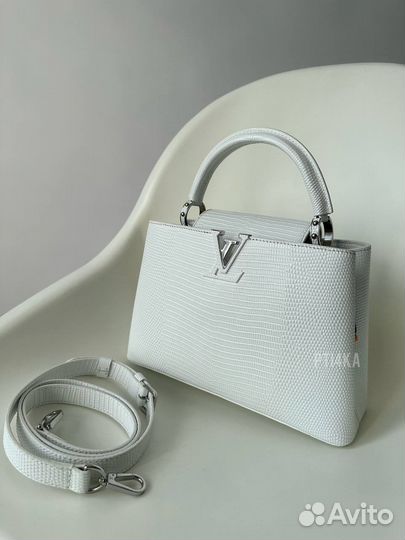 Сумка Louis Vuitton capucines