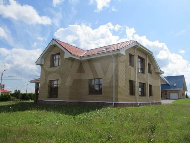 Дом 225,6 м² на участке 15,1 сот.