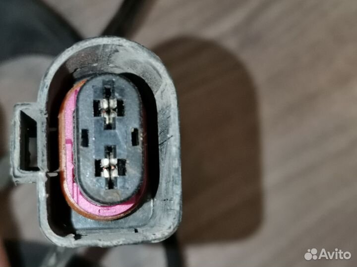 Электровентилятор радиатора Bocsh в Passat B6