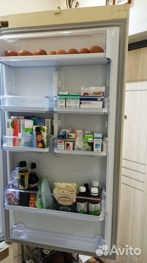 Продам холодильник Samsung