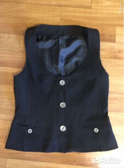 Юбка и жилет школьные,рост 152-158