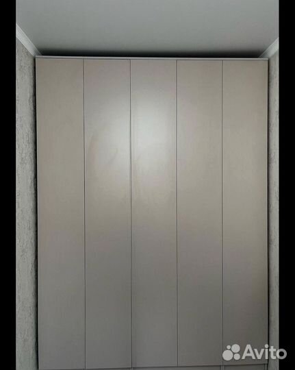 Шкаф распашной под ключ