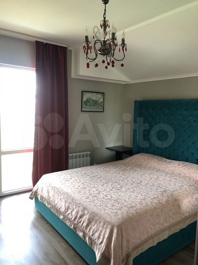 Дом 209 м² на участке 5 сот.