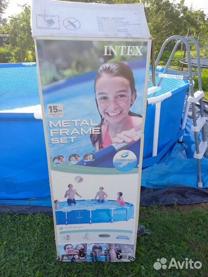 Каркасный бассейн intex