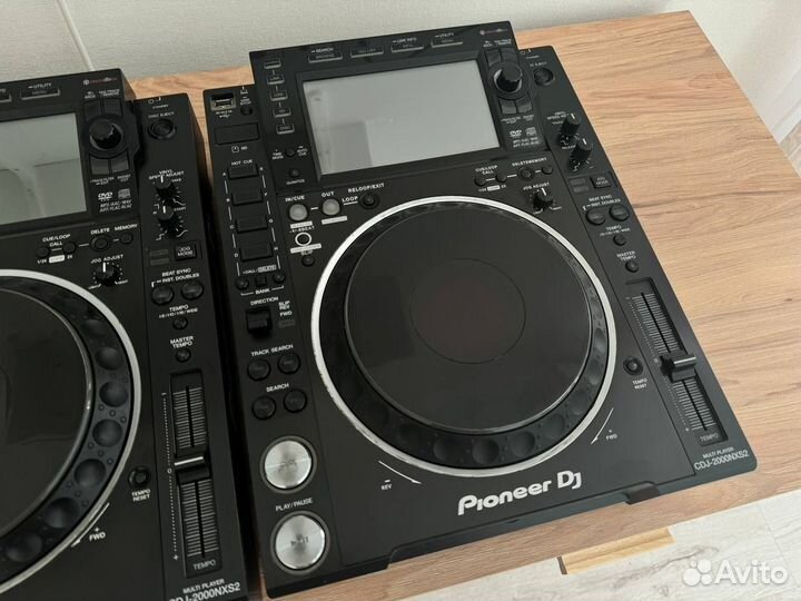 Pioneer CDJ-2000 nexus 2