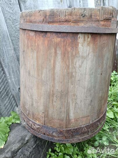 Деревянная бочка