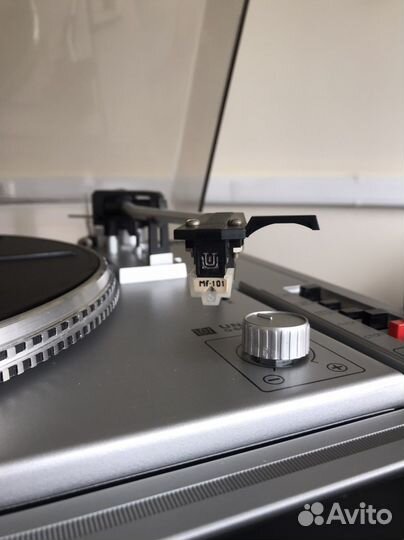 Проигрыватель винила Вега-109-стерео (в идеале )