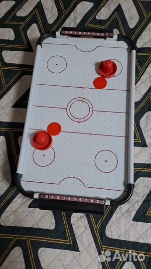 Настольный аэрохоккей