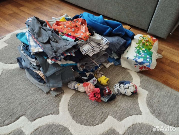 Пакет одежды примерно 2-3 года