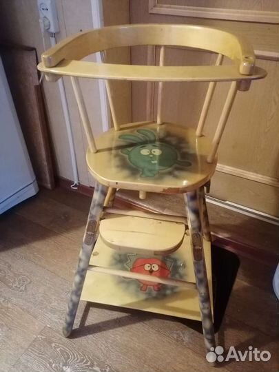 Детский стульчик для кормления