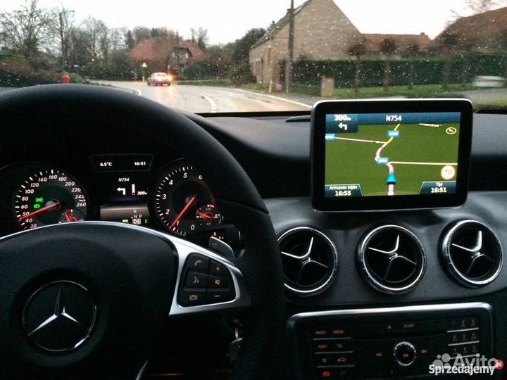 Garmin Map Pilot Mercedes-Benz - карты навигации