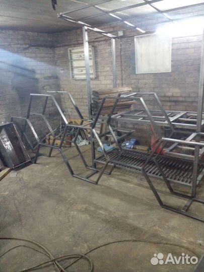 Дровница уличная