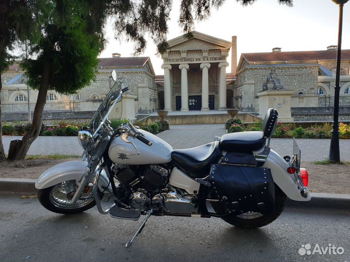 Yamaha XVS650 V-Star Сlassic