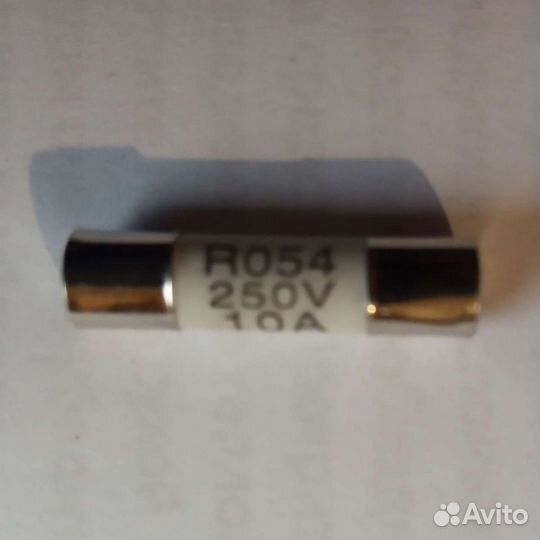 Предохранитель керамический 250V, 10A