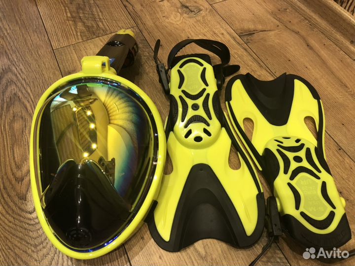 Маска плавательная и ласты
