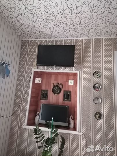 Телевизор ЖК бу 2шт