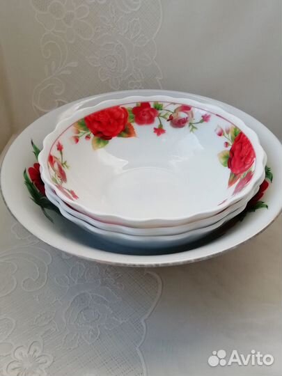 Набор тарелок