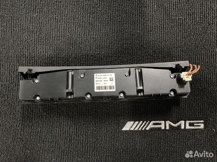 Блок кнопок центральной консоли Mercedes-Benz W212