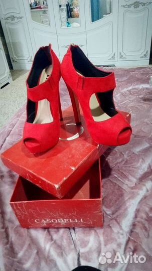 Обувь женская 36 размер