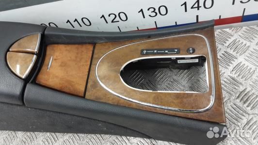Подлокотник центральный mercedes benz E-class W211