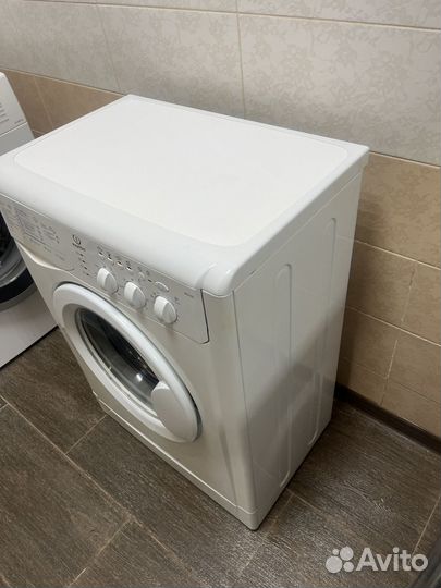 Стиральная машина indesit 5кг