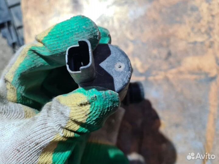 Насос омывателя Renault Fluence седан M4R 2011