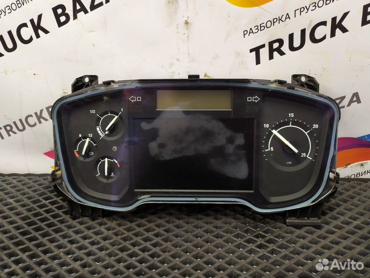 22166228 Приборная панель Renault T