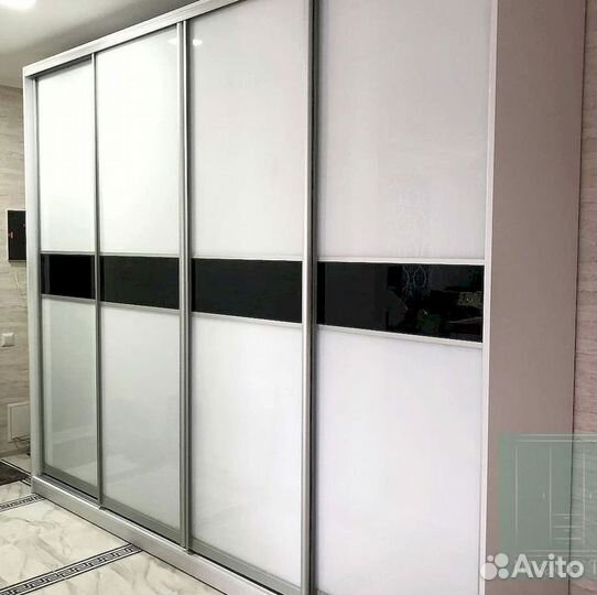 Шкафчик для ванной