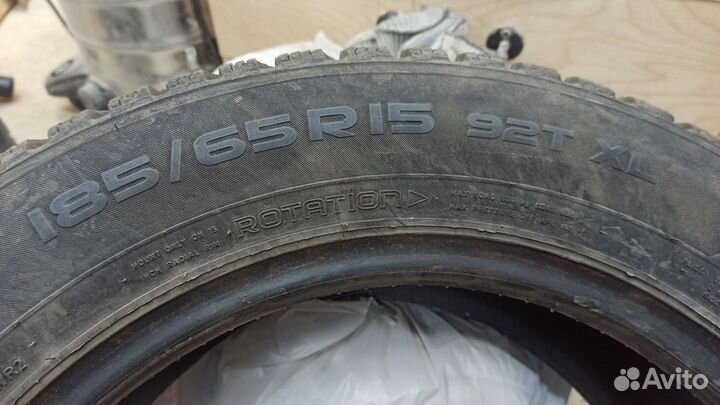 Nokian Tyres Hakkapeliitta 8 185/65 R15 92T