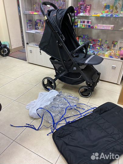 Прогулочная коляска babalo future