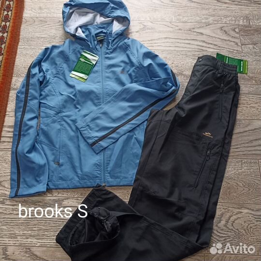 Спортивный костюм женский