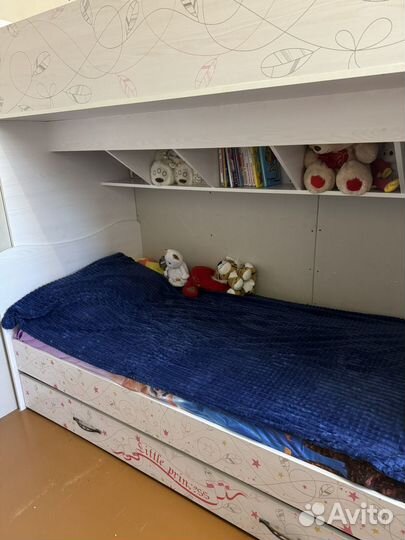 Двухярусная кровать бу