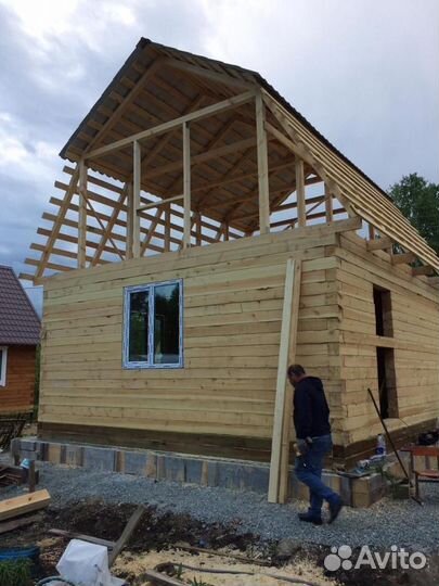 Бригада строителей