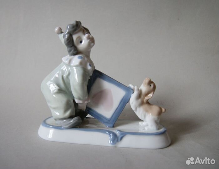 Клоун с собачкой