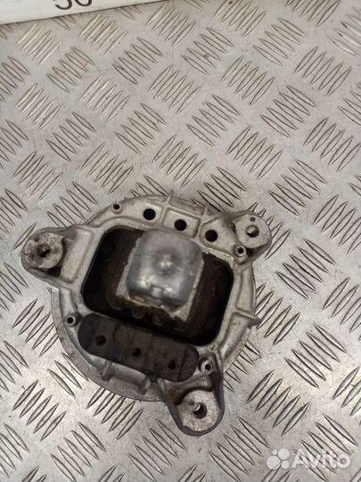 Б/У Опора двигателя левая#001