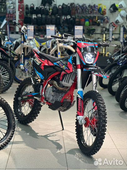 Мотоцикл Progasi Gaudi 300