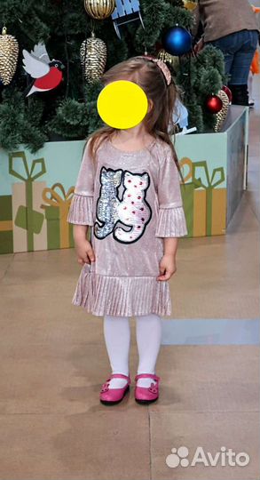 Нарядное платье на девочку 3-4 года