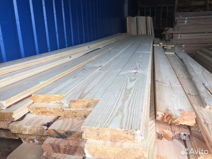 Сосновая доска для интерьера