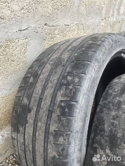 Michelin Pilot Sport 4 235/40 R18