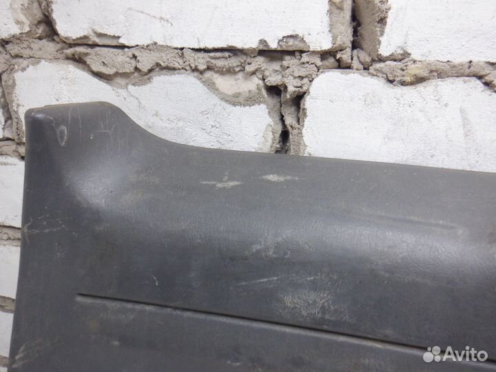 Обшивка двери багажника Mitsubishi Space Star